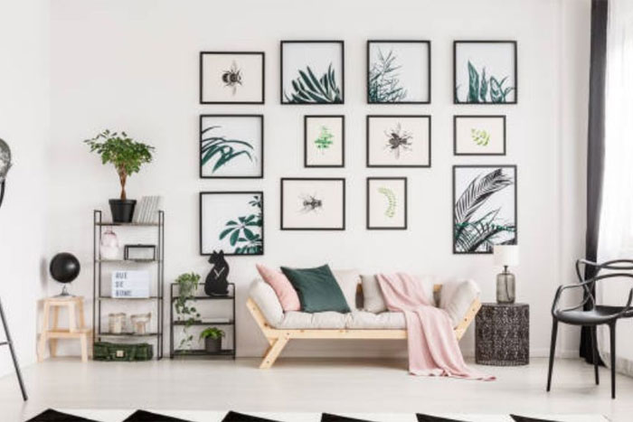 Wall Art Set Hang Up Space